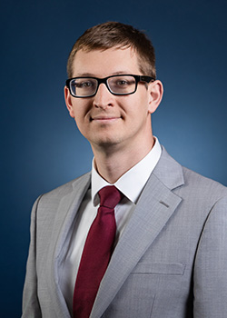 Justin Porrett, CFP®, AIF®, Portfolio Analyst